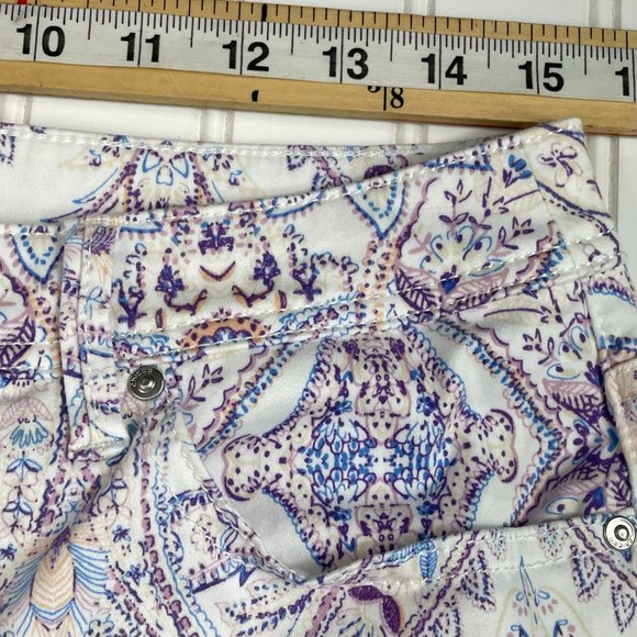 Chico's Womens Slim Leg Crop Floral Print Size 10 P - Picture 7 of 10